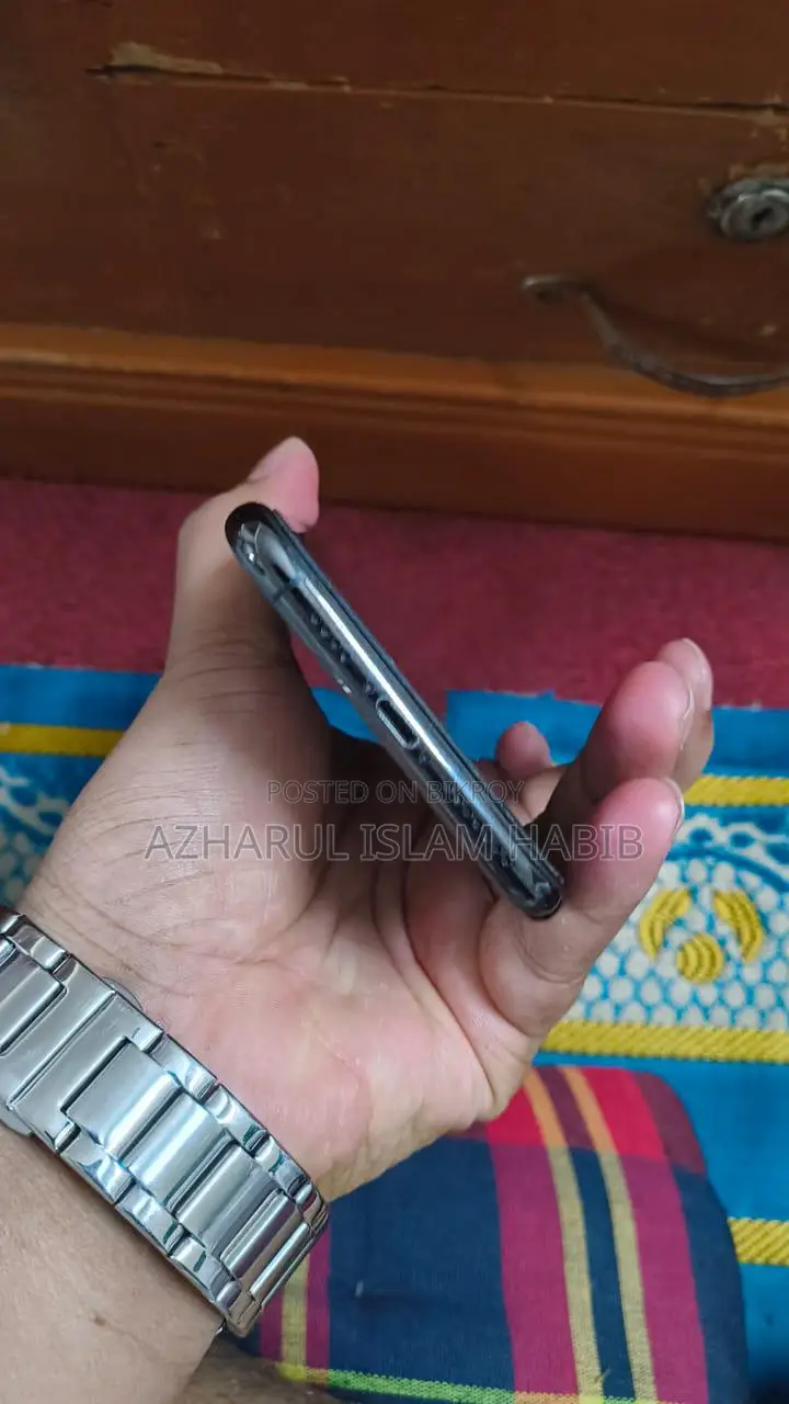 Apple iPhone 11 Pro Max ` (Used)