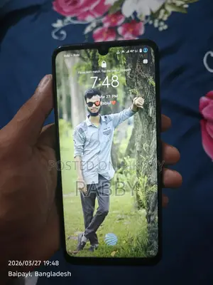 Vivo V20 SE . (Used)