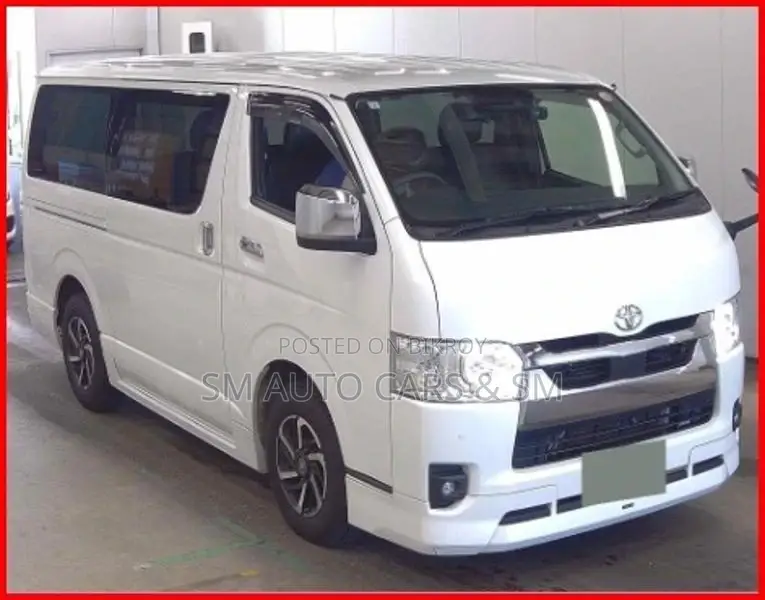Toyota Hiace Super GL Pearl 2022