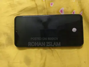 Vivo V23e 8/128 GB (Used)