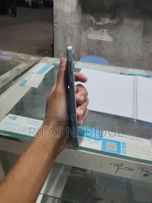 Samsung Galaxy S24 (Used)