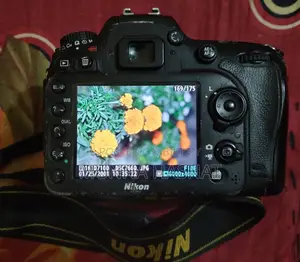 Nikon D7100 (ফ্রেশ কন্ডিশন)