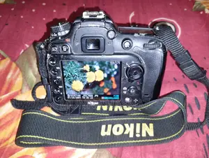 Nikon D7100 (Fresh Condition)