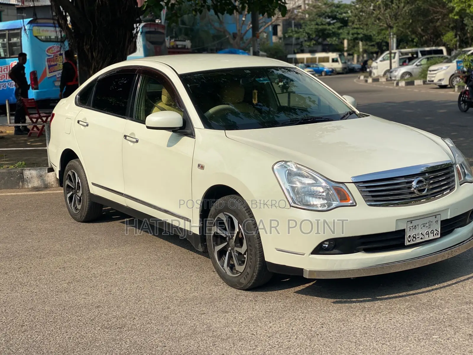 Nissan Bluebird Sylphy Push Start 2012