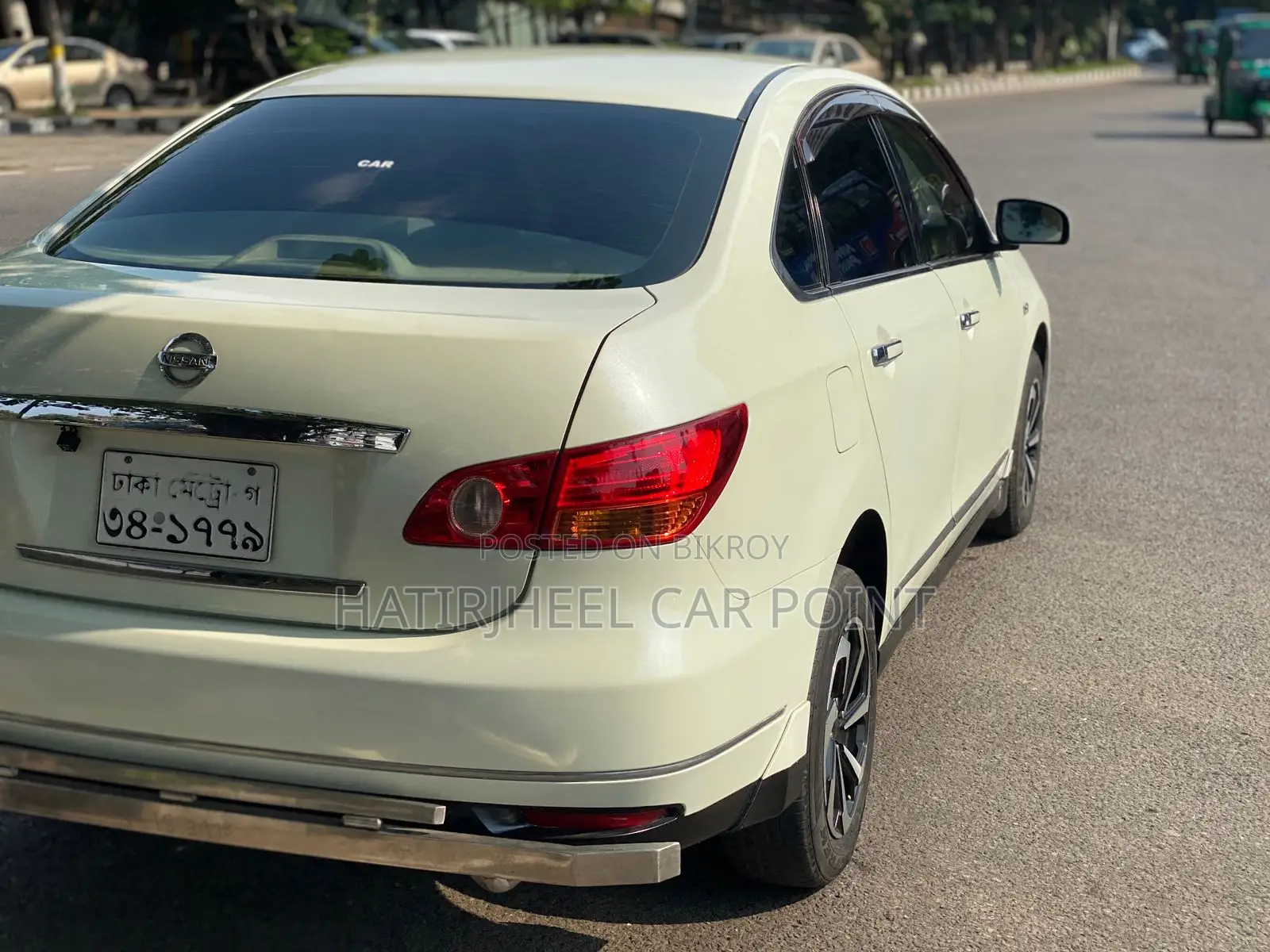 Nissan Bluebird Sylphy Push Start 2012