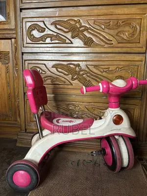 Children tricycle
