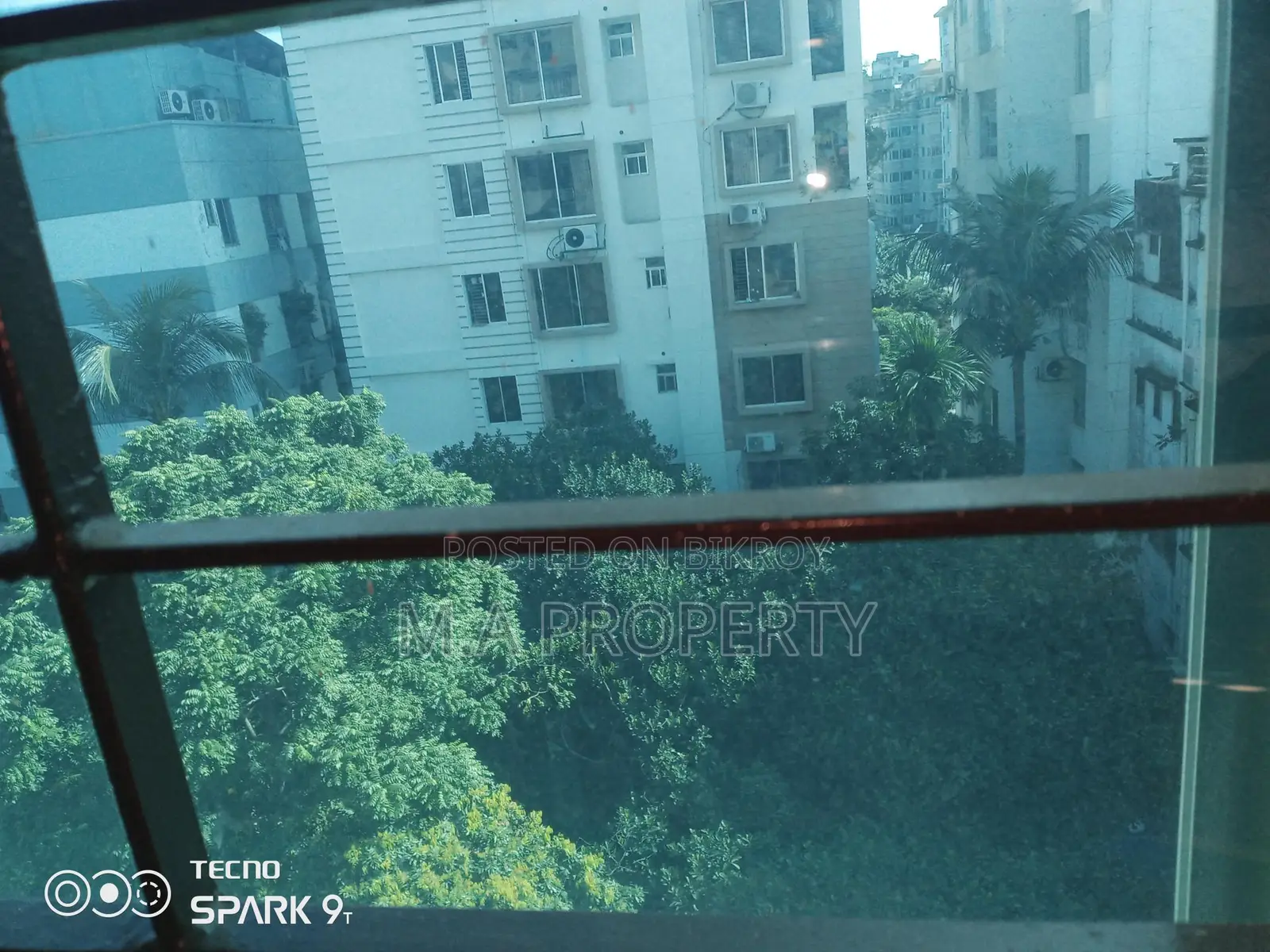 OFFICE APARTMENT 2300 Sft FOR RENT IN GULSHAN 2