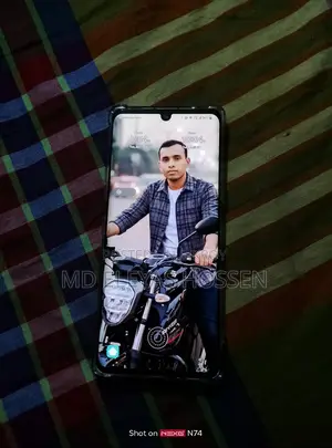 LG G4 velvet (Used)