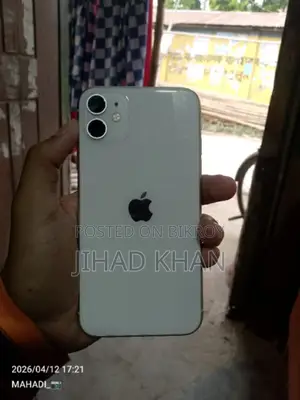 Apple iPhone 11 . (Used)