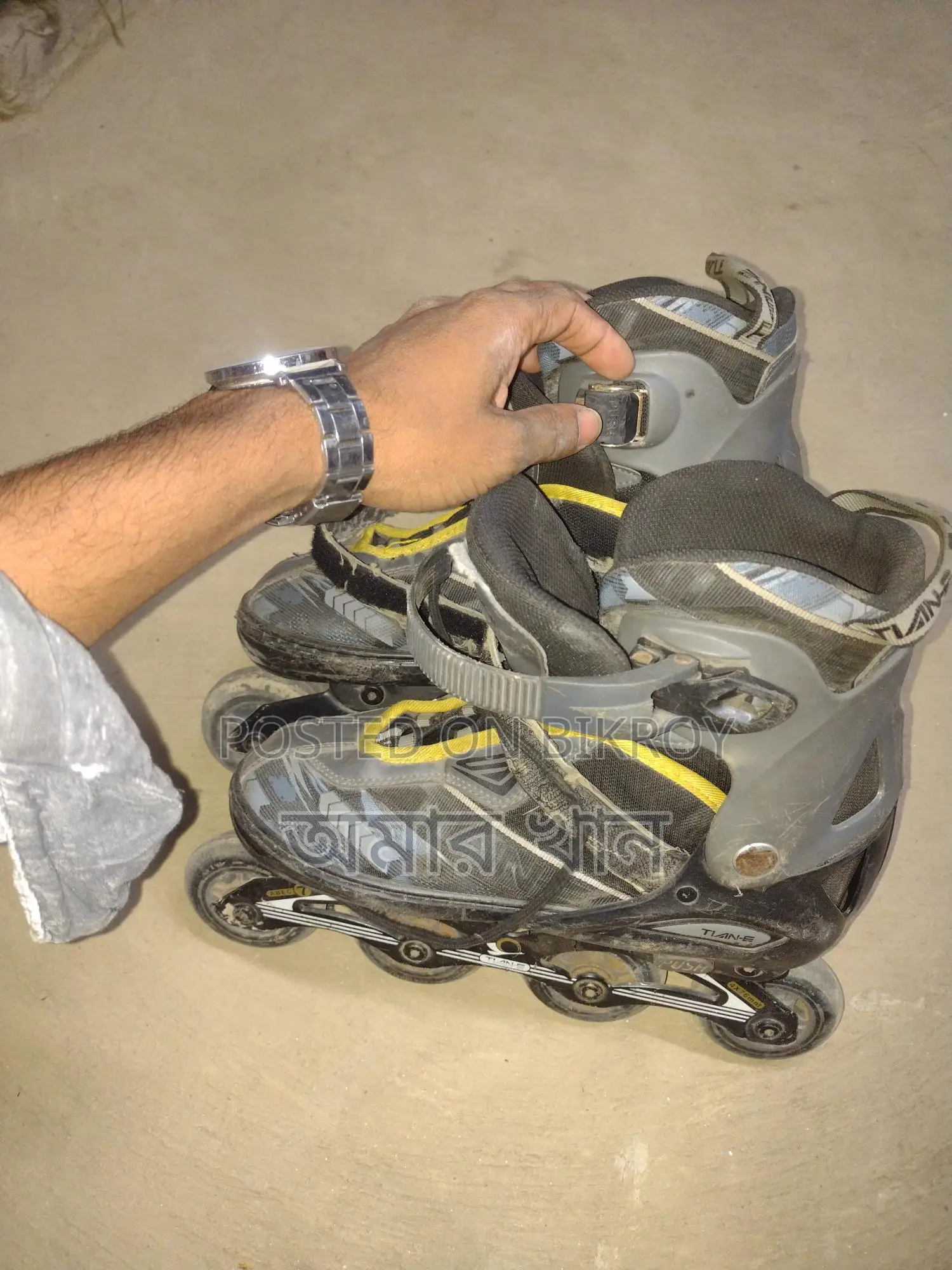 স্কেটিং সু
