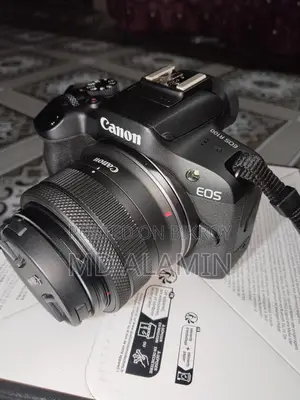 Canon r100