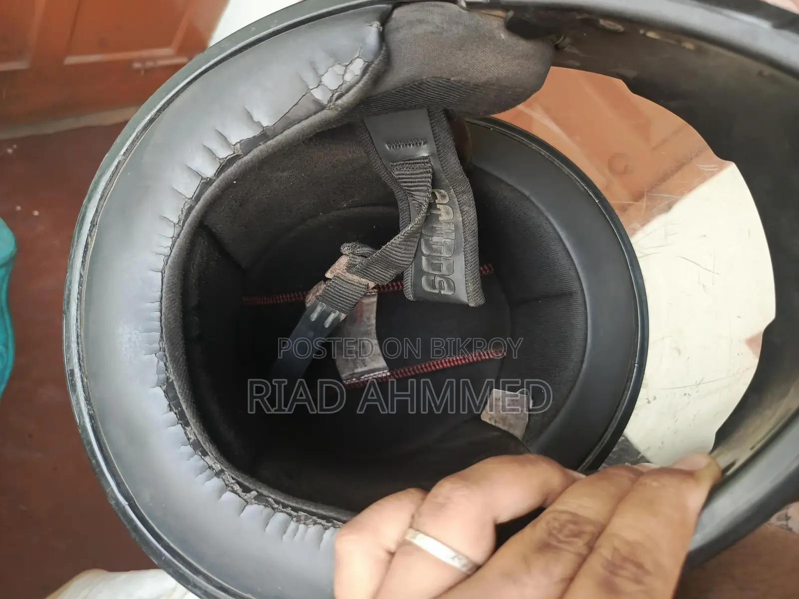 এই ক্রস হেলমেট বিক্রি হবে