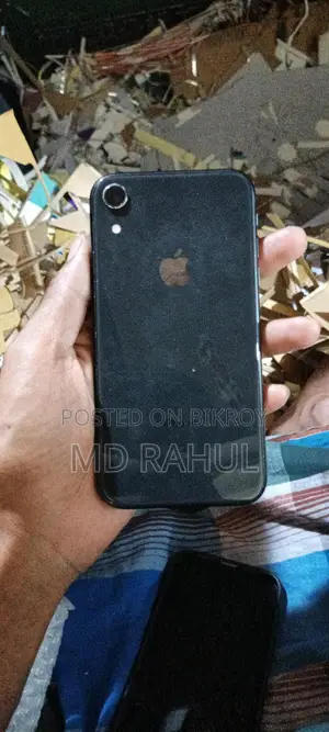 Apple iPhone XR (Used)