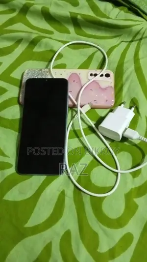 Vivo Y12s 3 GB 32 (Used)