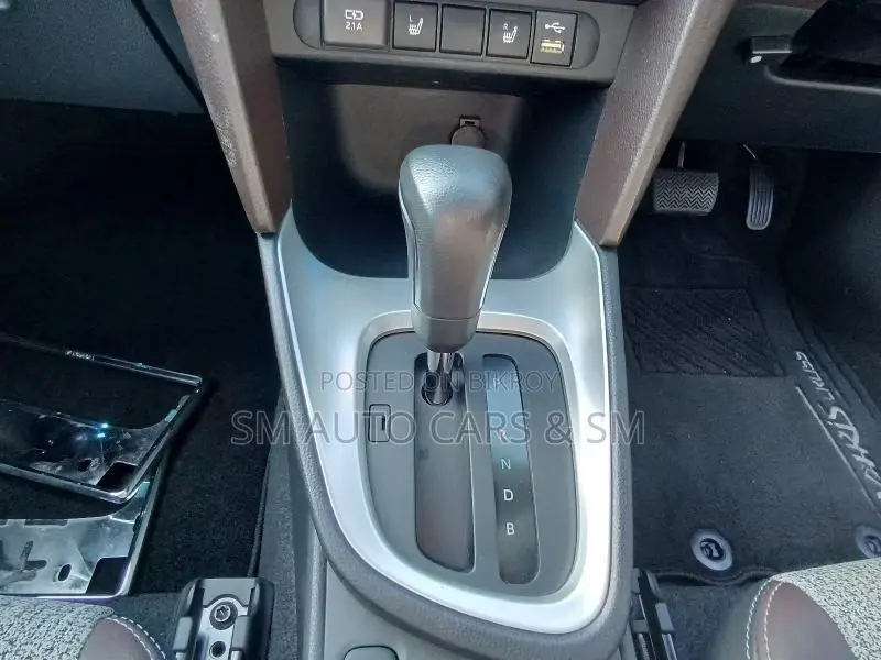 Toyota Yaris Cross Z Silver 4.5 Point 2021