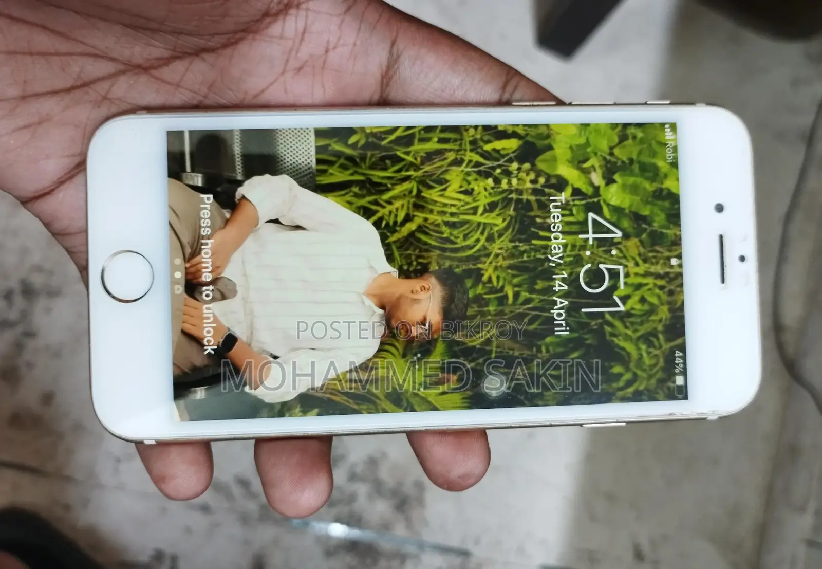 Apple iPhone 6 (Used)
