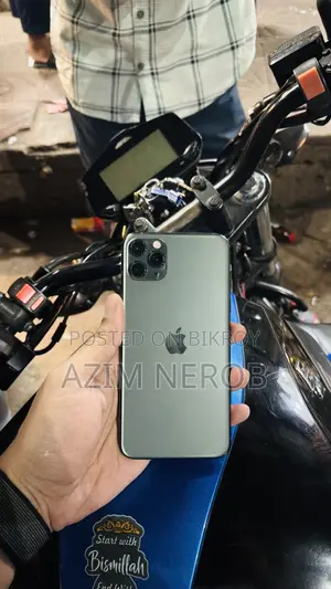 Apple iPhone 11 Pro Max . (Used)