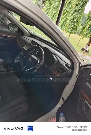 Nissan X-Trail ভাড়ার জন্য