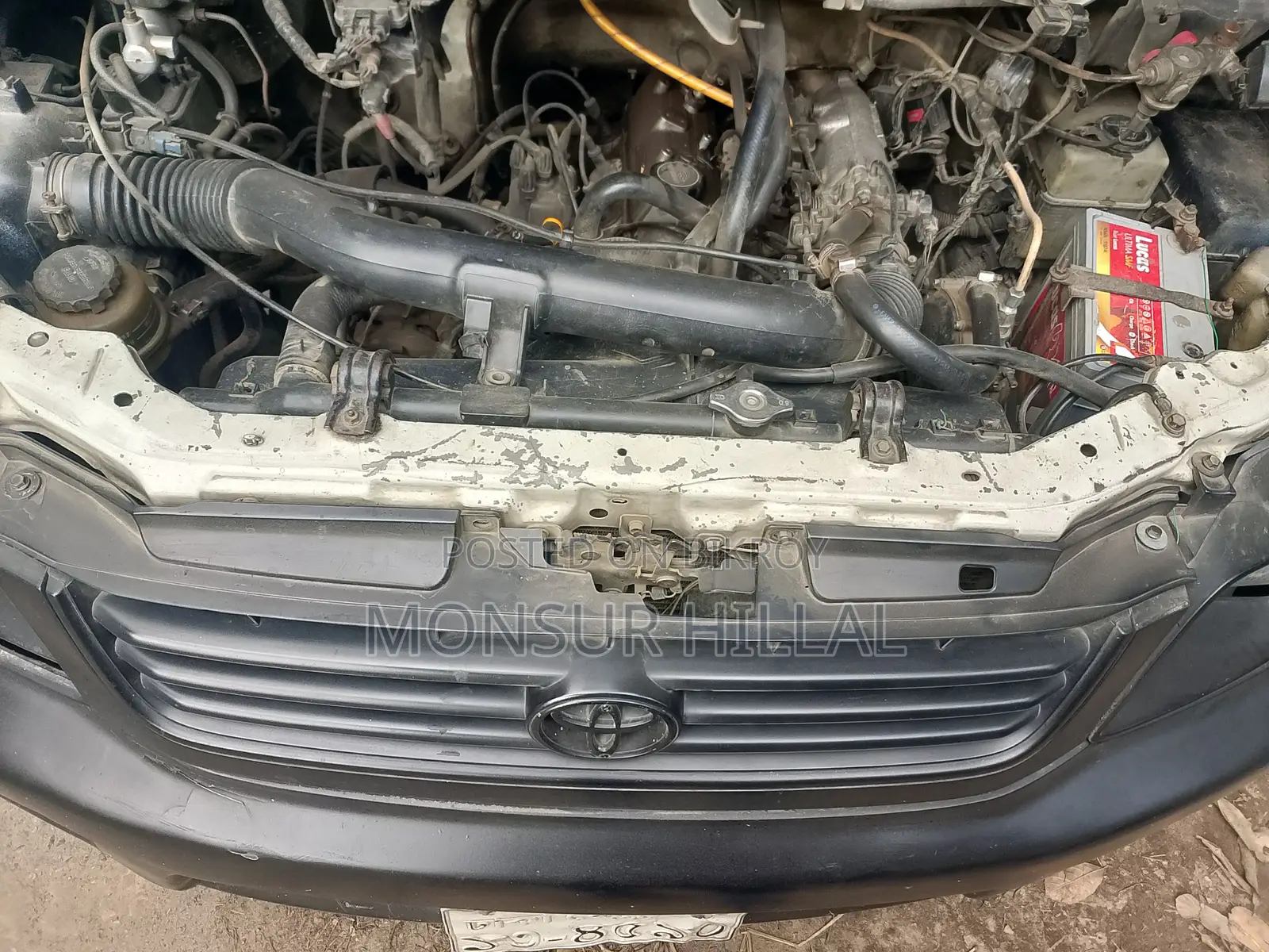 Toyota Noah 2003