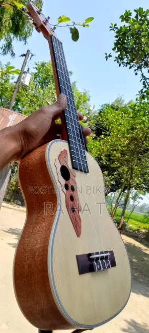 New Quality Premium Ukulele