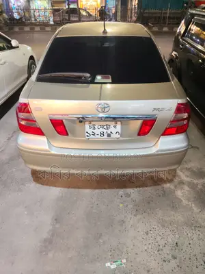 Toyota Premio Golden 2005