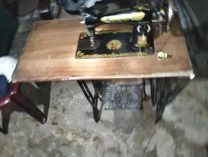 সেলাই মেশিন বিক্রির জন্য