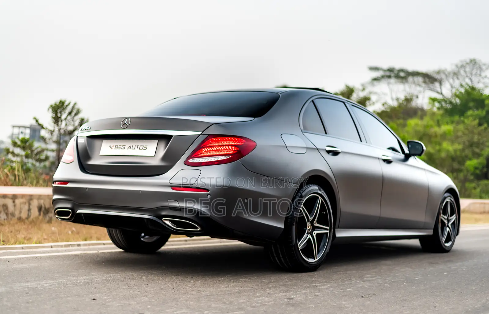 Mercedes-Benz E-Class E300e 2019