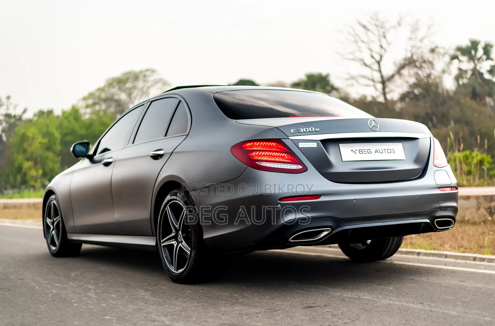 Mercedes-Benz E-Class E300e 2019