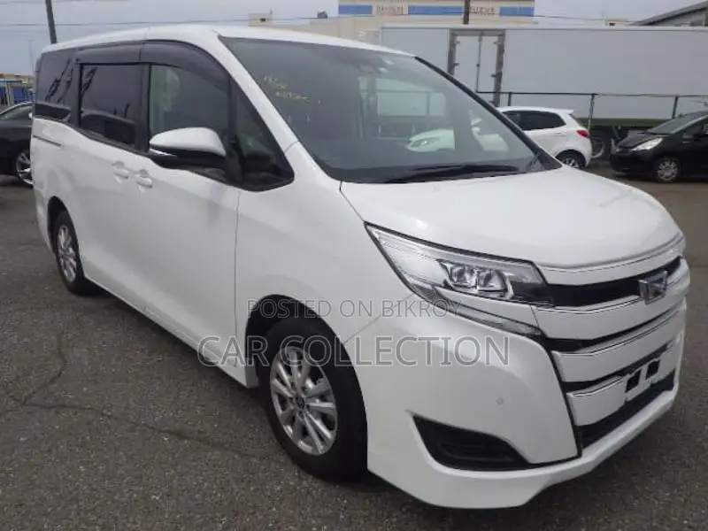 Toyota Noah X packeg 2020