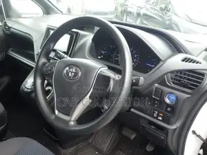 Toyota Noah X packeg 2020