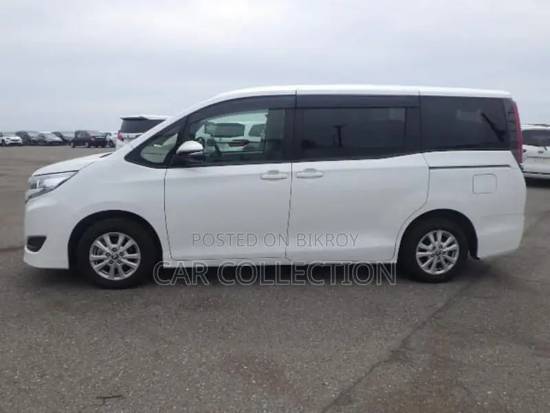 Toyota Noah X packeg 2020