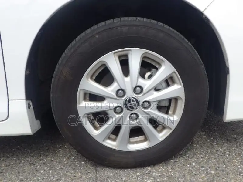 Toyota Noah X packeg 2020