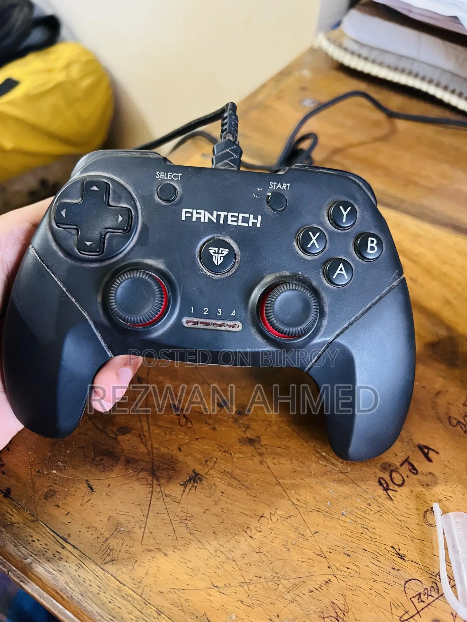 Fantech GP12 Revolver Gamepad
