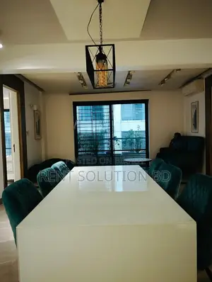 Furnished 4 Bedrooms Luxury Apartment