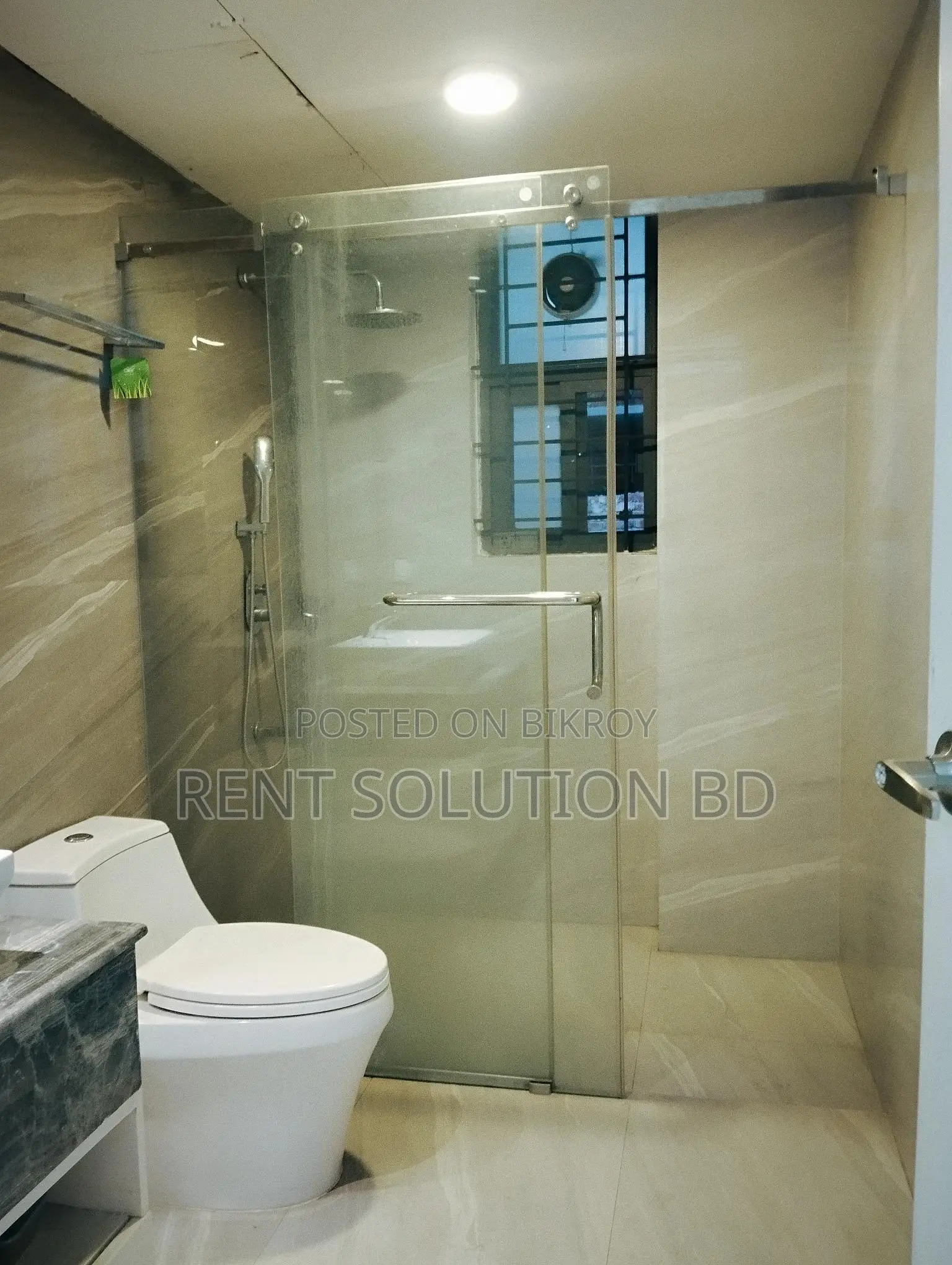 Furnished 4 Bedrooms Luxury Apartment