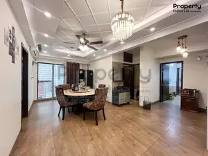 সেক্টর ৩-এ ২২০০ স্কয়ারফিট অ্যাপার্টমেন্ট বিক্রয়ের জন্য