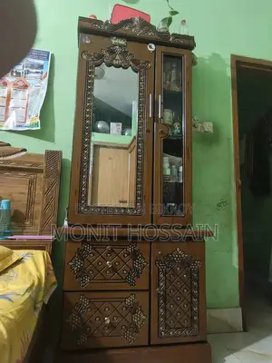 ড্রেসিং টেবিল বিক্রয় হবে
