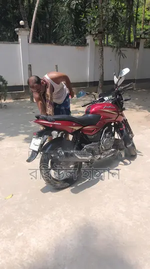 Bajaj Pulsar 150 2017