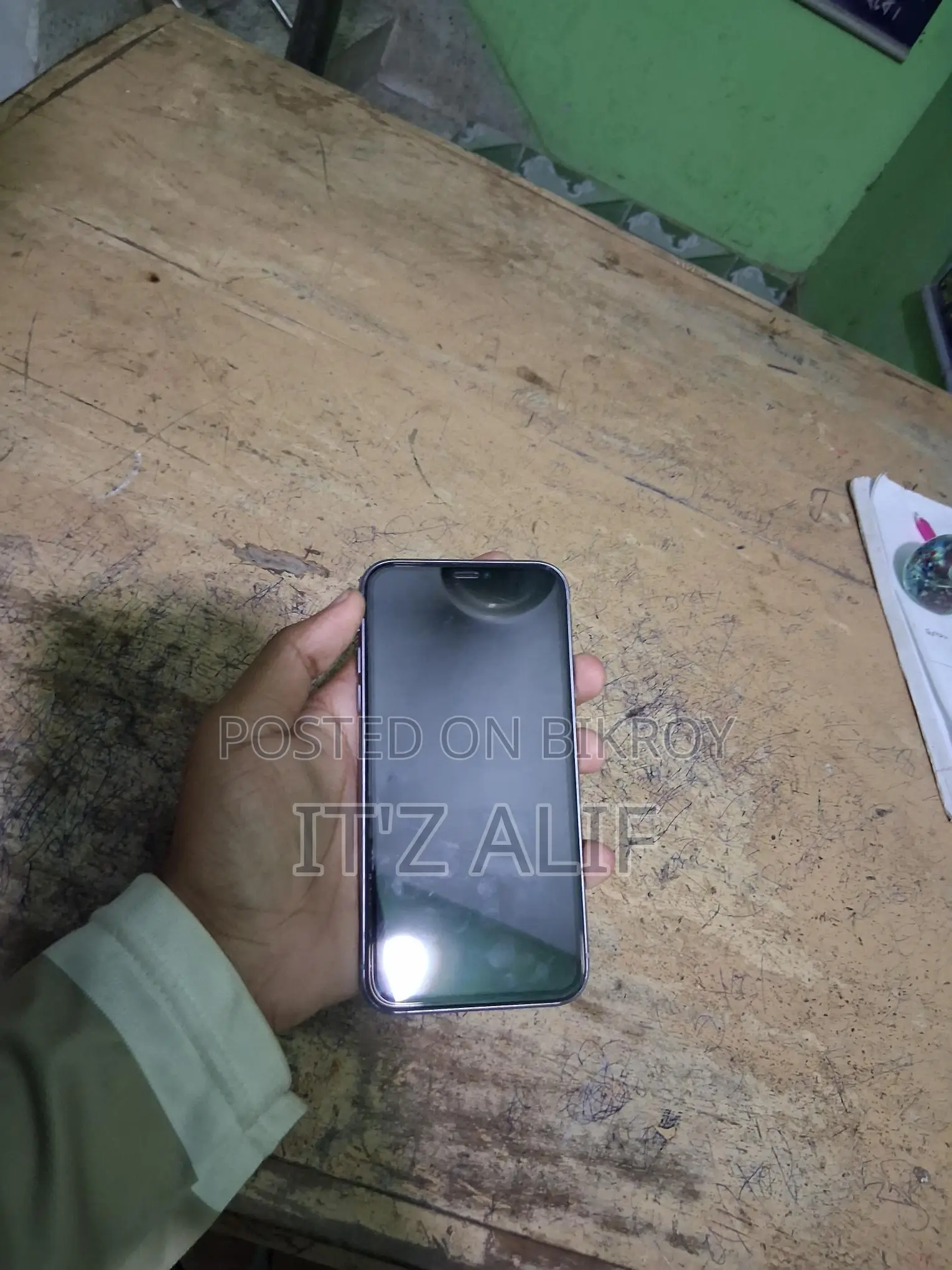 Apple iPhone 11 2026 (Used)