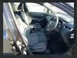 Toyota Corolla Cross Z leather moonroof 2022