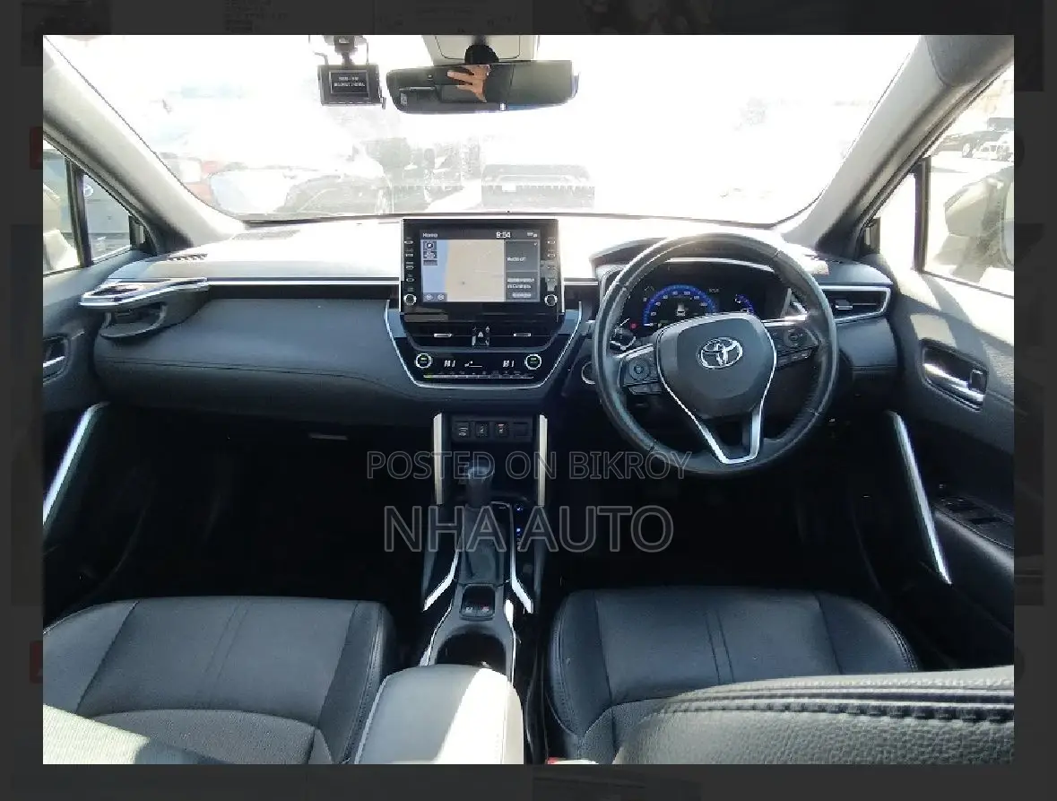 Toyota Corolla Cross Z leather moonroof 2022