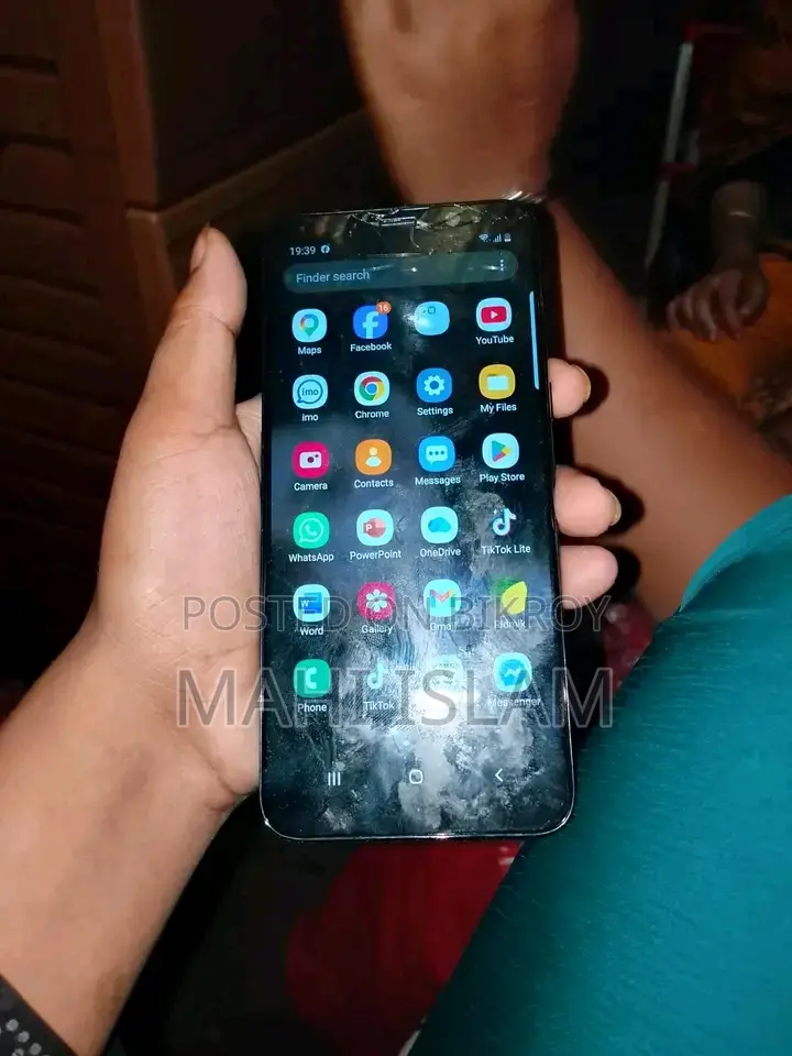 Samsung Galaxy S8 (Used)
