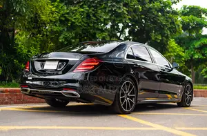 Mercedes-Benz S-Class S560e 2019