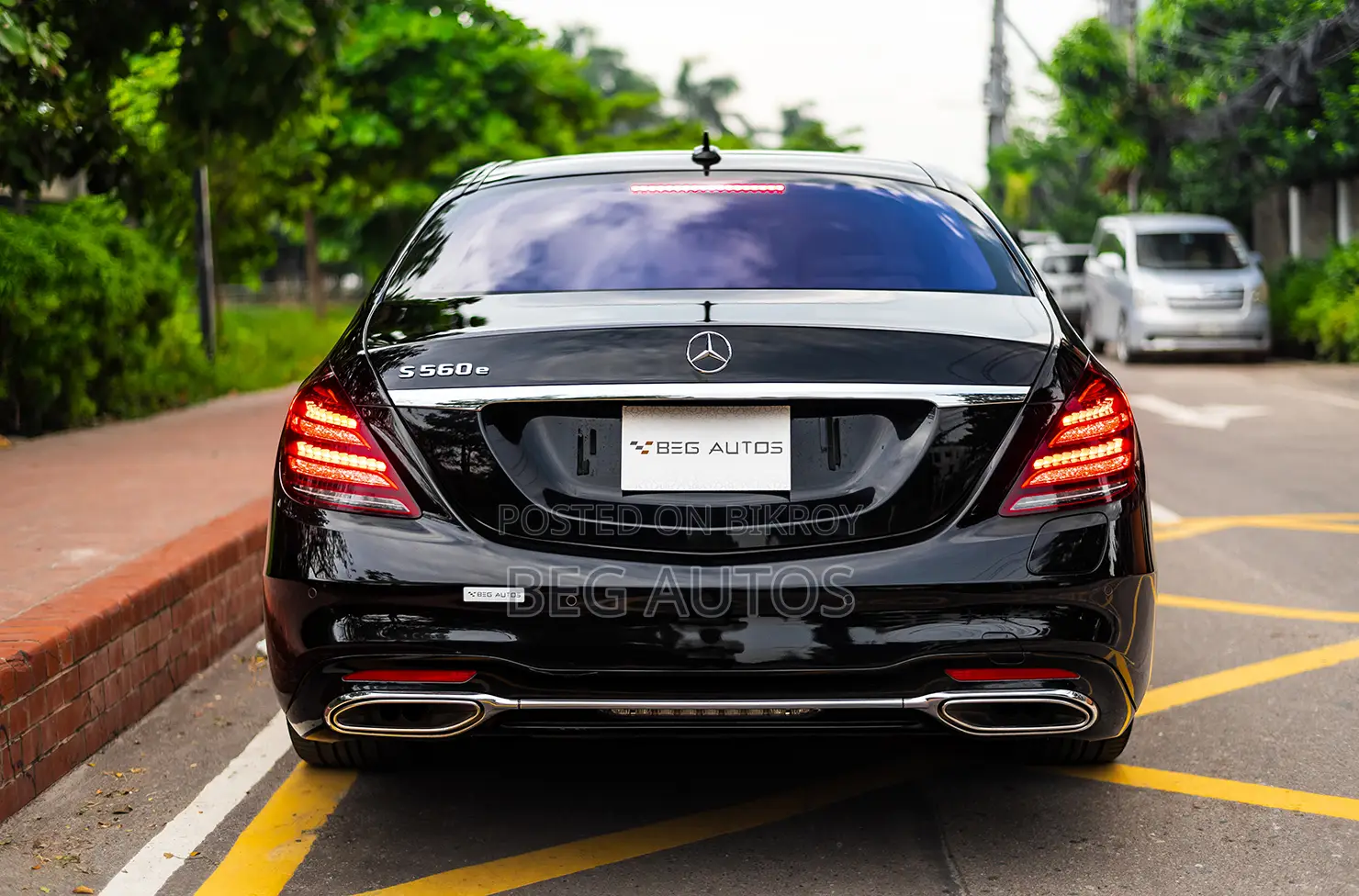 Mercedes-Benz S-Class S560e 2019