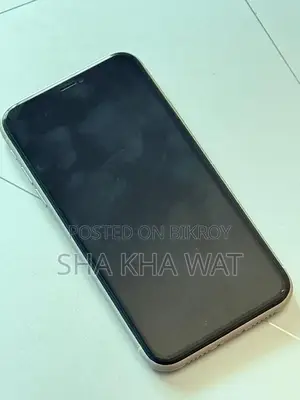 Apple iPhone 11 (Used)