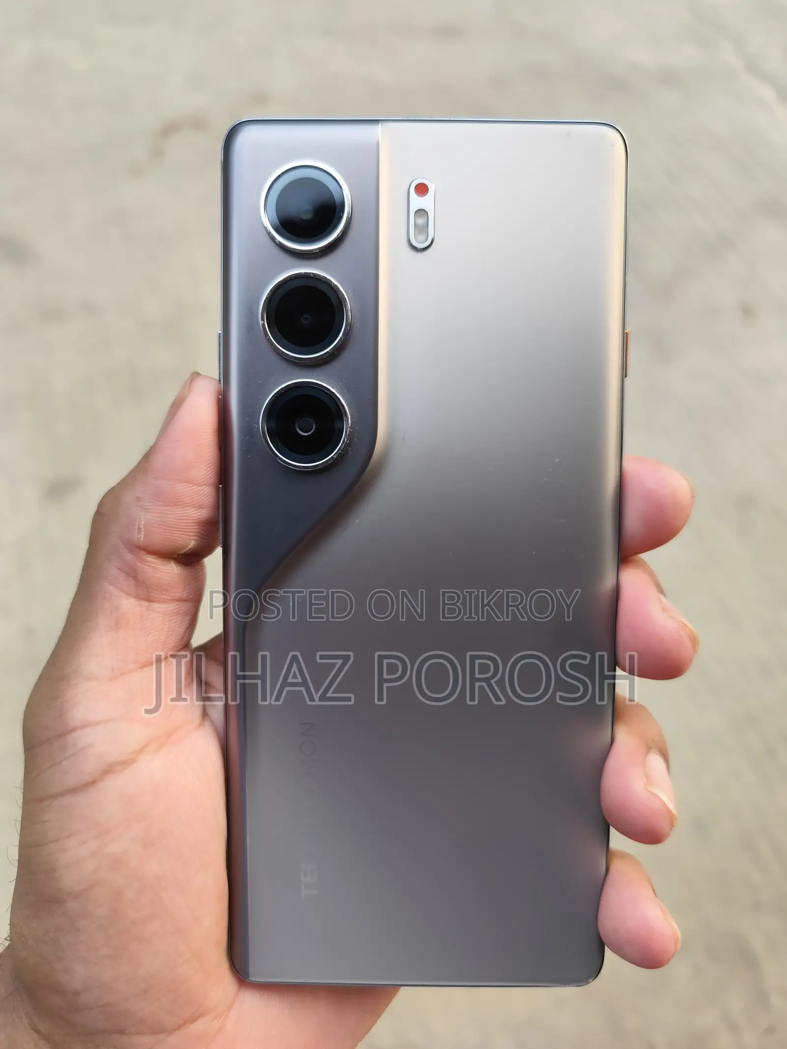 Tecno Camon 40 Pro 8/256 (Used)