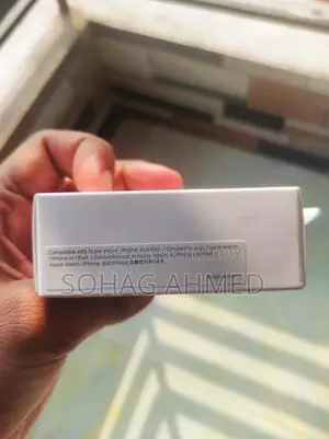 অ্যাপল ২০ ওয়াট অ্যাডাপ্টার