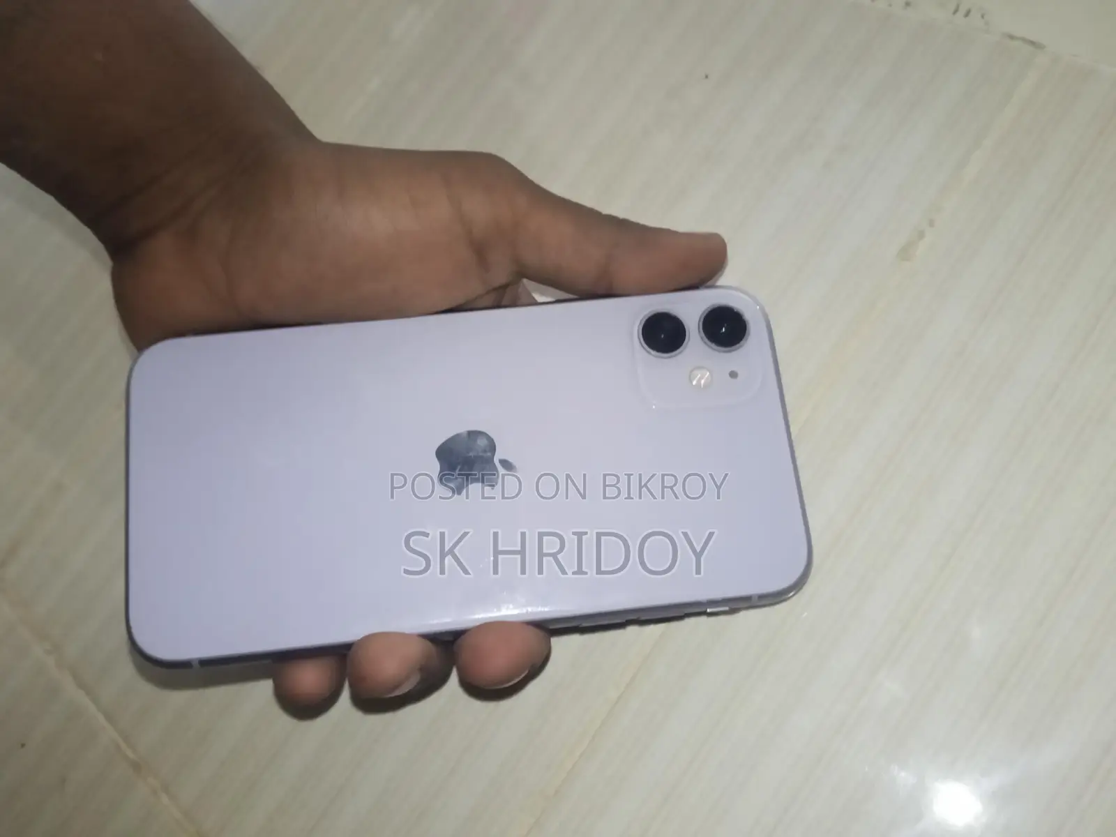 Apple iPhone 11 (Used)