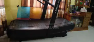 কার্ভড ট্রেডমিল