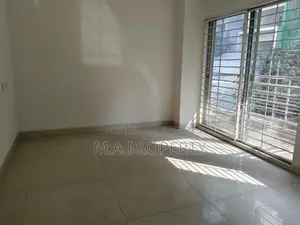 অ্যাপার্টমেন্ট ভাড়া হবে ৪-বেড ২-কারপার্ক ২৮০০ বর্গফুট